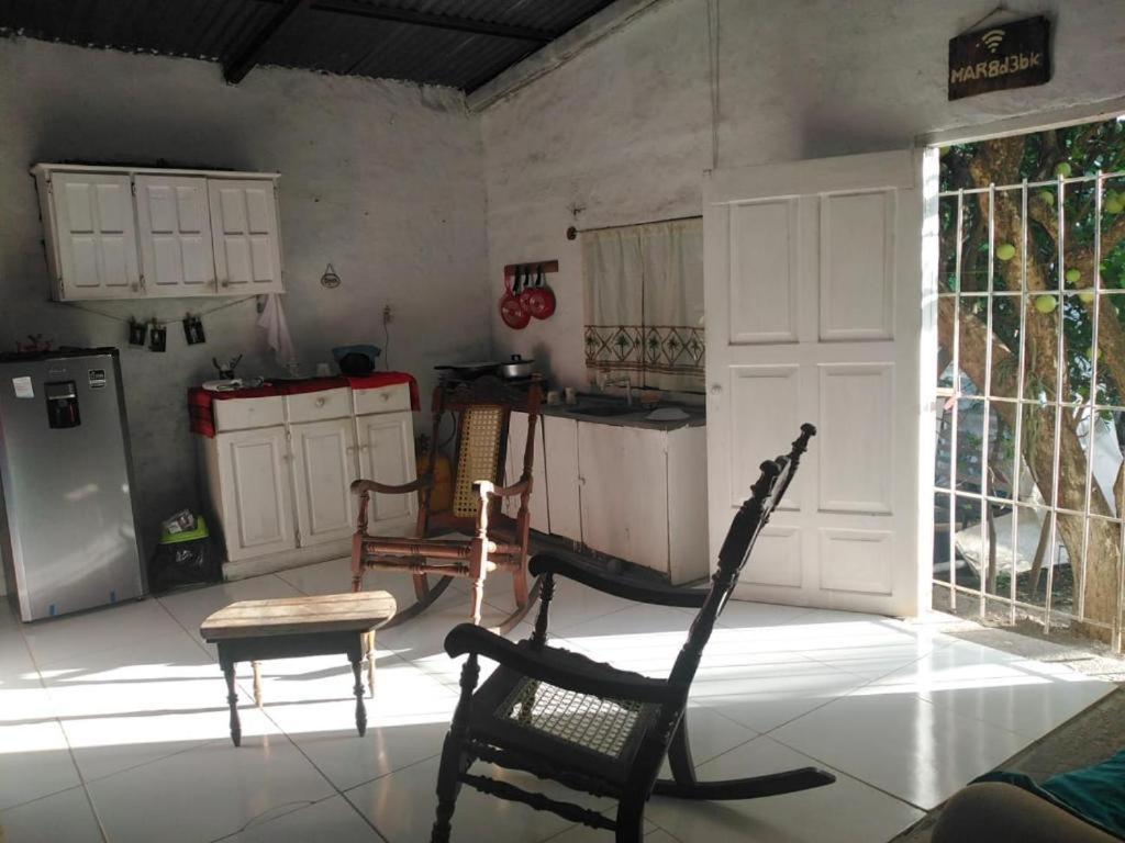 Hostal Brisas Del Ometepe Habitacion 1 Ривас Экстерьер фото